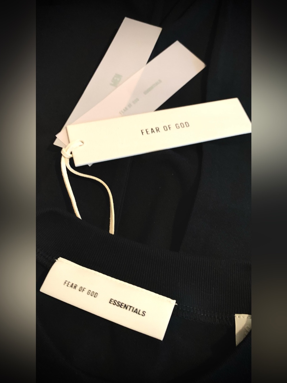🆕 Fear of God Essentials Classic Short Sleeve Tee Jet Black size Small
